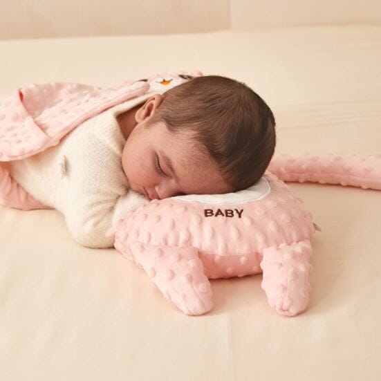 COUSSIN POUR BEBE dort