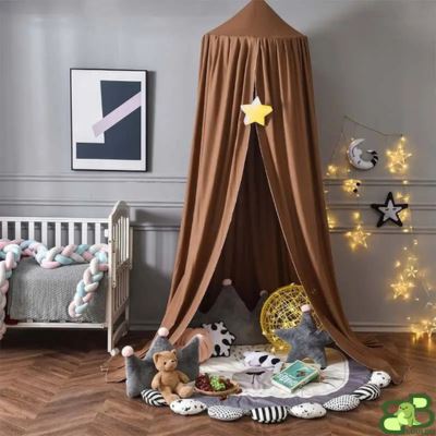 Ciel de lit bébé bruin