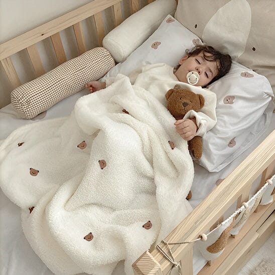 Couverture bébé-enfant-dort