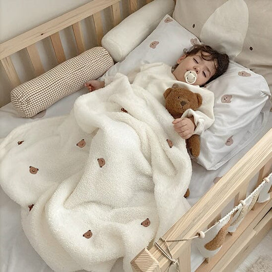 Couverture bébé-enfant-dort