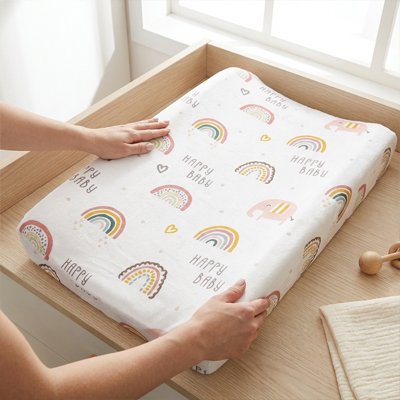Housse matelas à langer arc en ciel