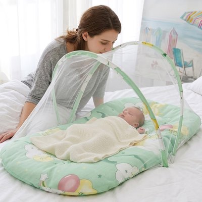 Lit moustiquaire bebe vert