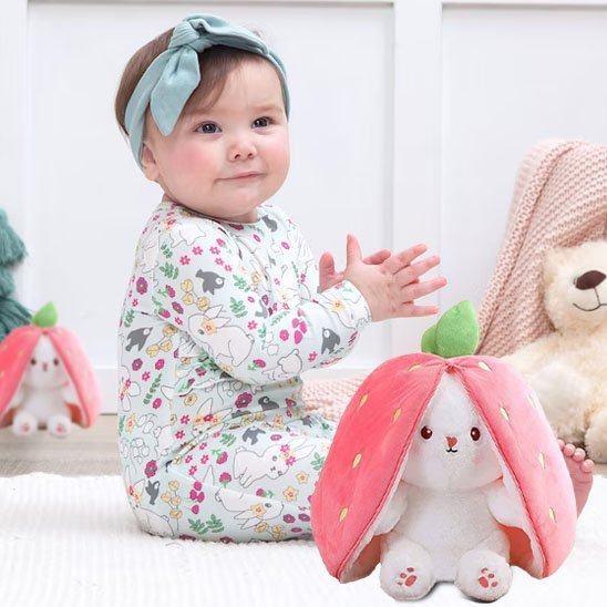 Peluche lapin fraise enfant