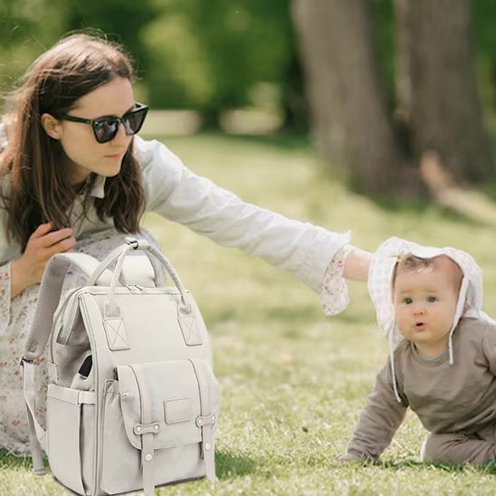 Sac a langer beige maman bébé parc