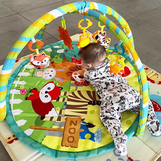 Tapis d'éveil sensoriel coloré | Éveil Bébé bebeloulou