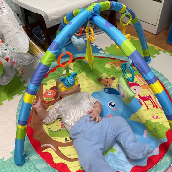 Tapis d'éveil sensoriel coloré | Éveil Bébé bebeloulou