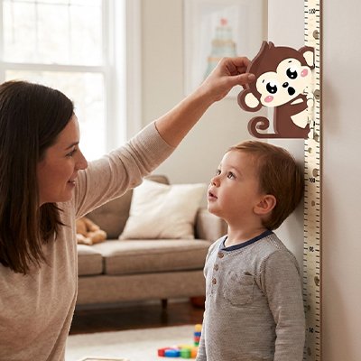 Toise enfant maman garçon