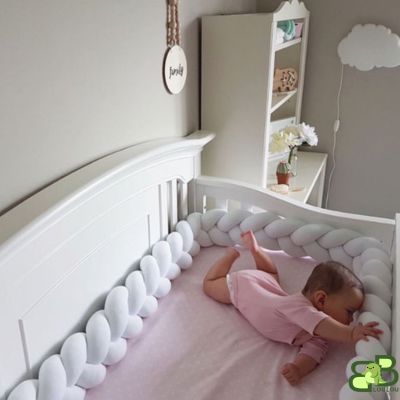 Tour de lit Tresse blanc garçon touche